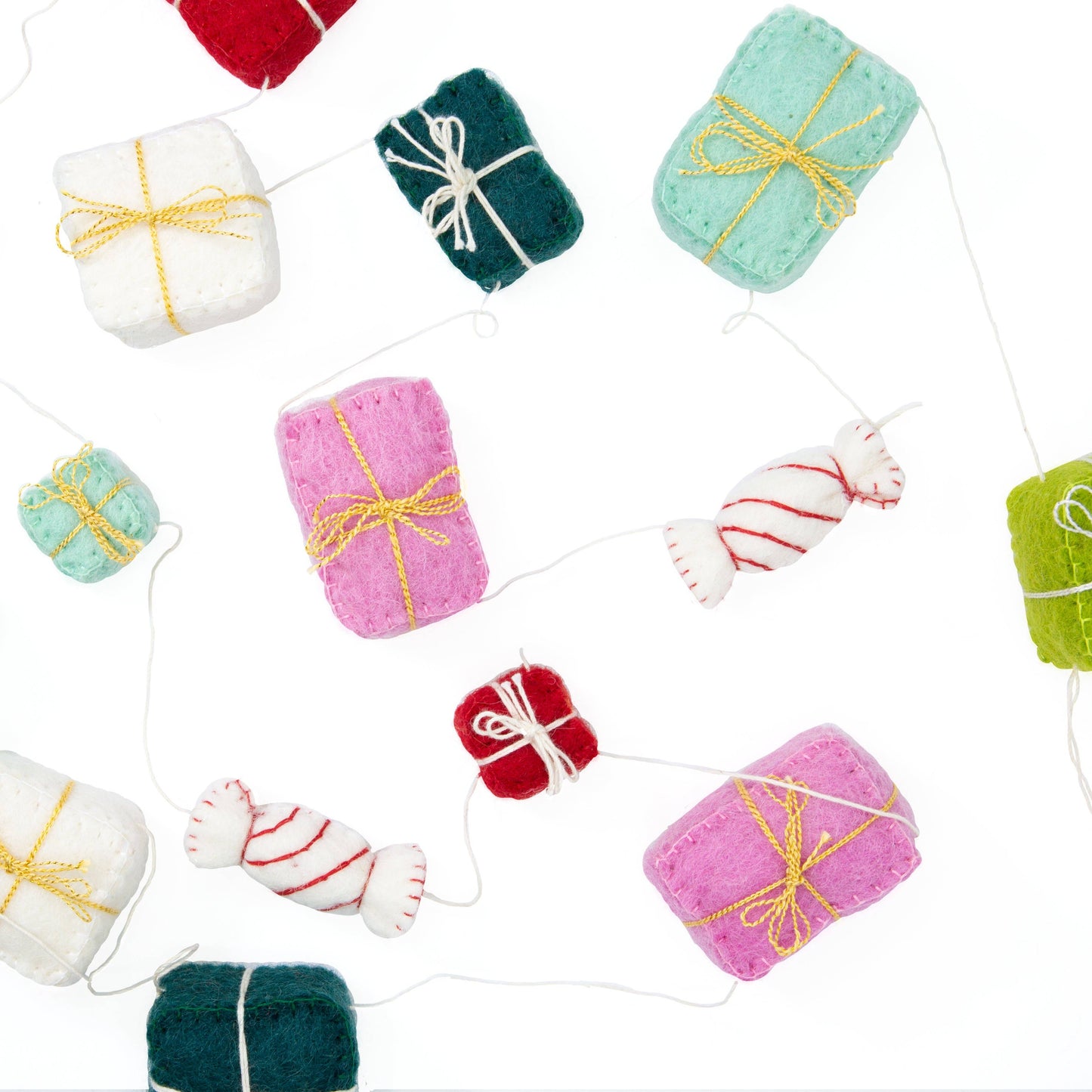 Felt Gift Package Garland