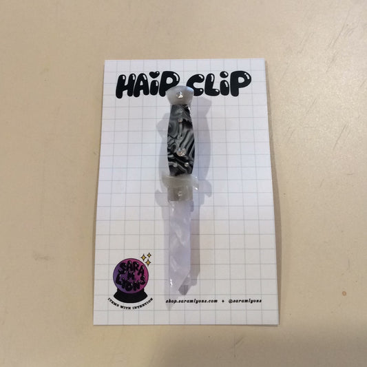 Black Magic Switchblade hair clip